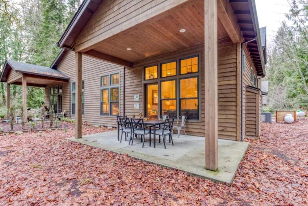 Modern Retreat In Mt Hood Oregon Resort Welches Buitenkant foto